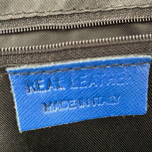 Set of 2 Blue Vera Pelle Handbags - Picture 6 of 17